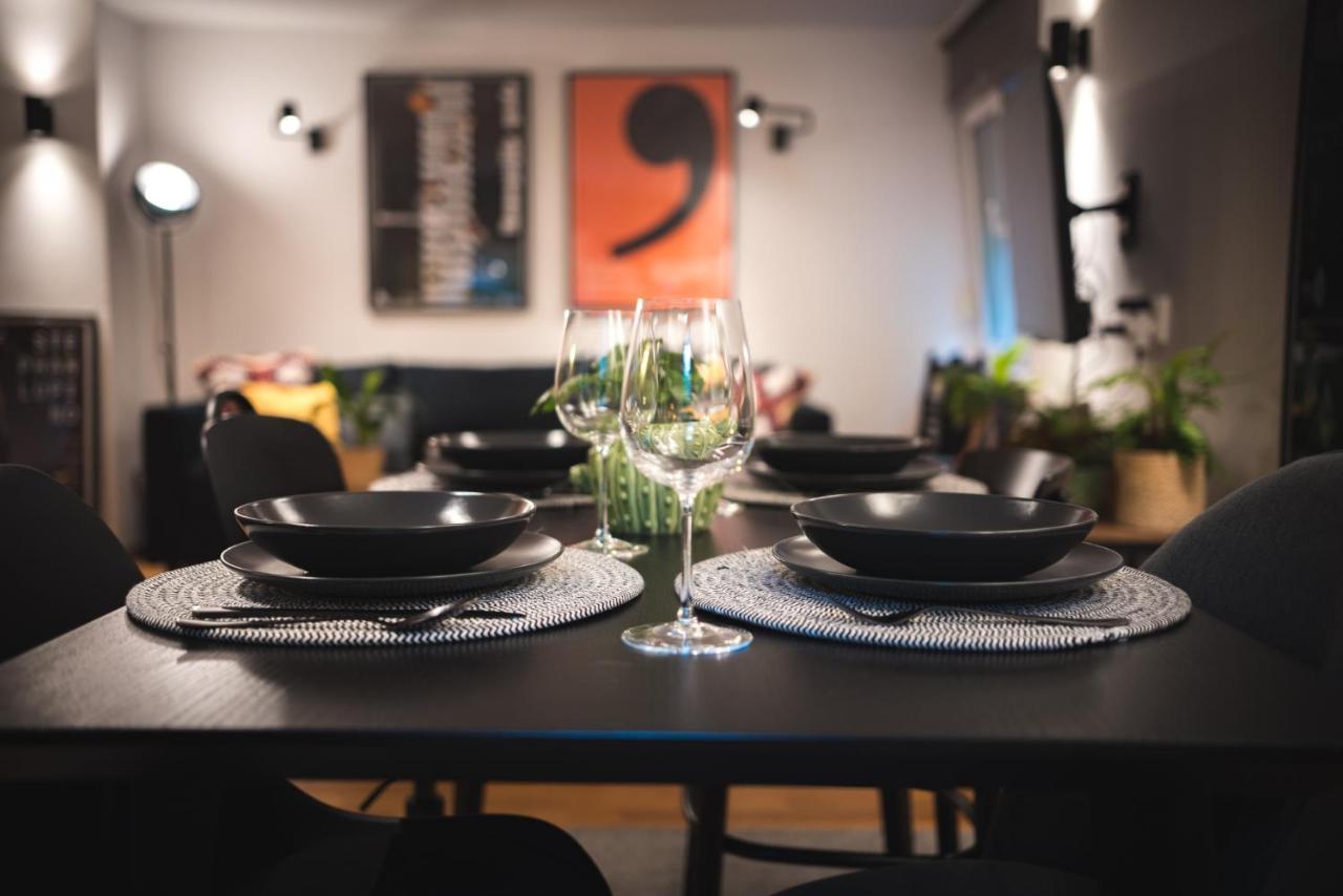 Sleep, Eat, Repeat And Park Your Car In City Center Zagreb Eksteriør bilde